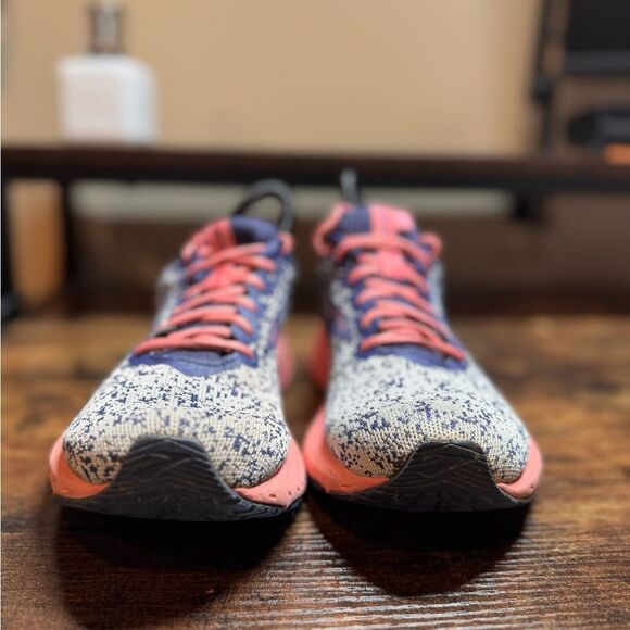 Brooks Launch 6‎ pink and blue Size 7.5 - Picture 10 of 13